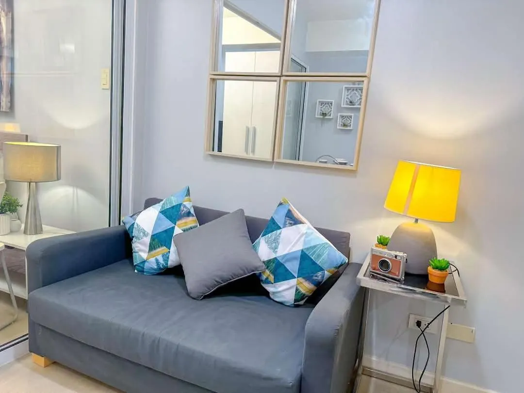 Blue Sky Bliss Escapes Apartment Manila